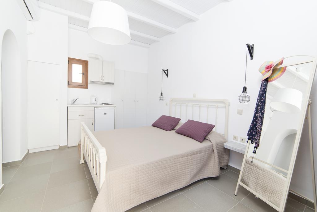 Agerino Apartment Moutsouna Room photo